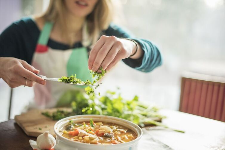 Preparação de alimentos úteis com uma forte recusa de fumar